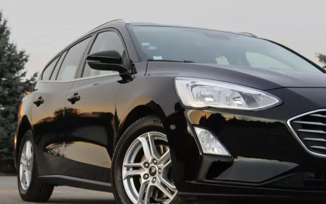 FORD Focus 1.0 EcoBoost Titanium