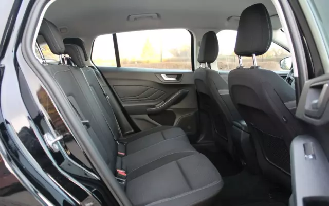 FORD Focus 1.0 EcoBoost Titanium