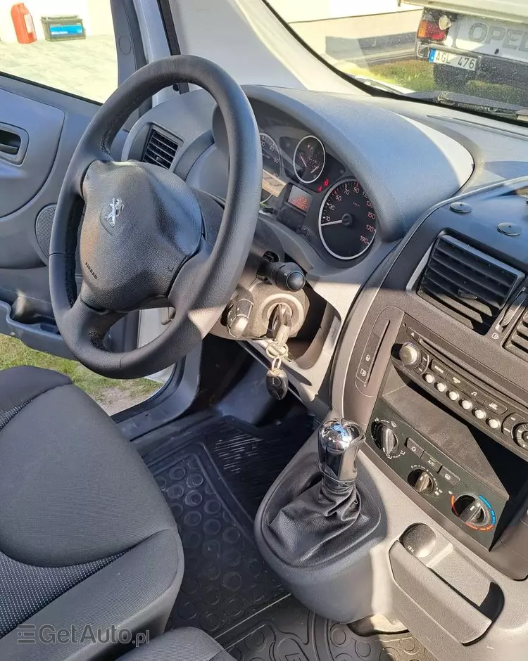 PEUGEOT Expert 