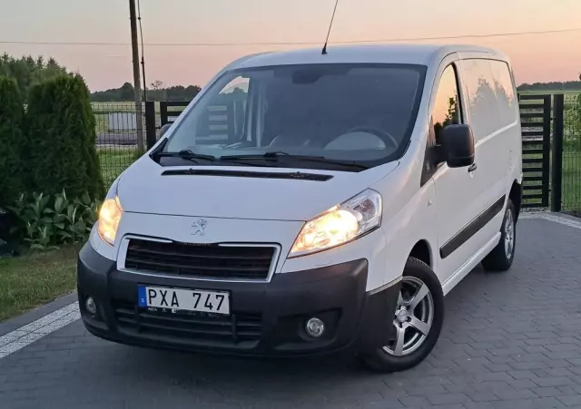 PEUGEOT Expert 