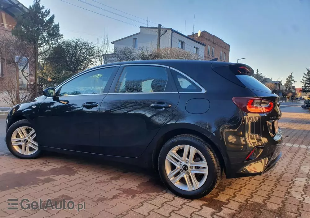 KIA Ceed 1.5 T-GDI OPF Vision