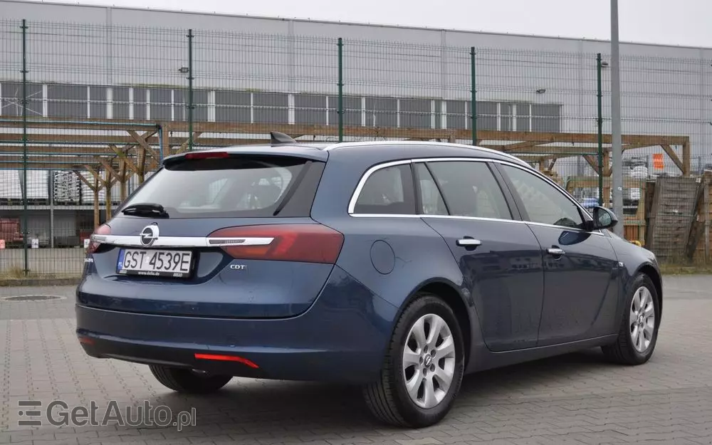 OPEL Insignia 