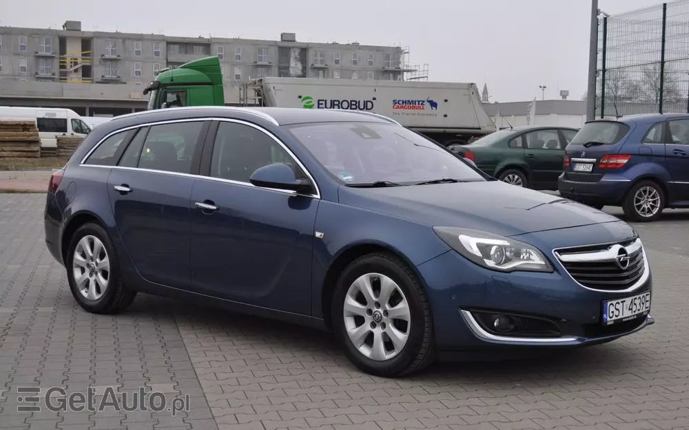 OPEL Insignia 