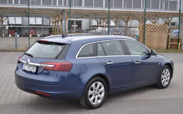 OPEL Insignia 
