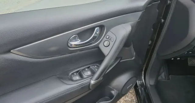 NISSAN Qashqai 1.3 DIG-T DCT TEKNA+