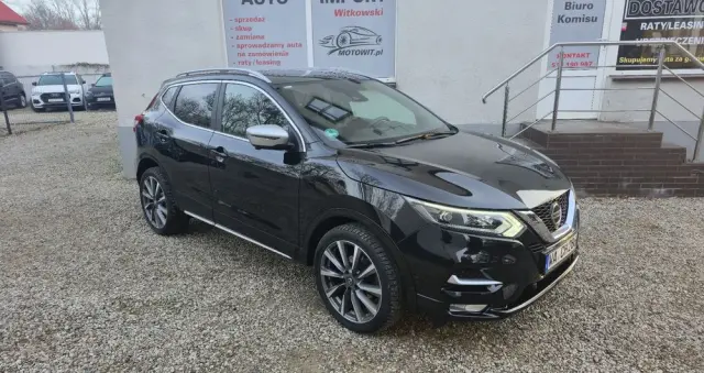 NISSAN Qashqai 1.3 DIG-T DCT TEKNA+
