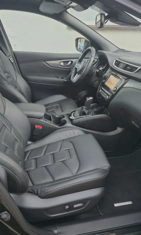 NISSAN Qashqai 1.3 DIG-T DCT TEKNA+