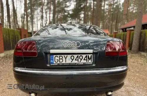 AUDI A8 