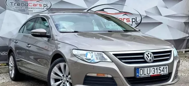 VOLKSWAGEN Passat CC 