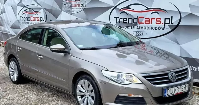 VOLKSWAGEN Passat CC 