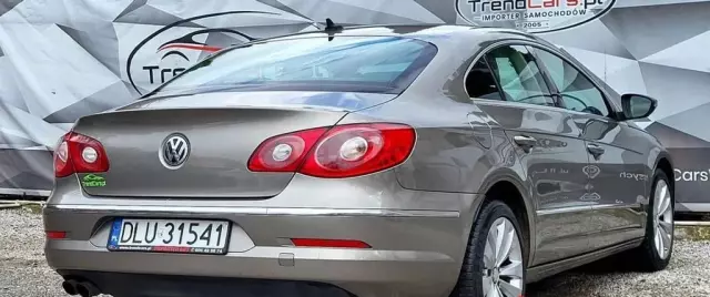 VOLKSWAGEN Passat CC 