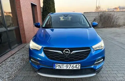 OPEL Grandland 
