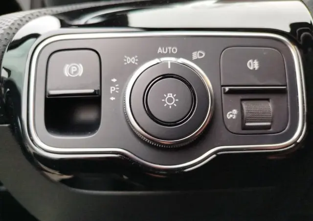 MERCEDES-BENZ Klasa A 