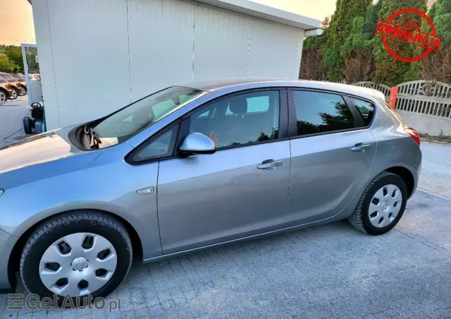 OPEL Astra IV 1.7 CDTI Sport