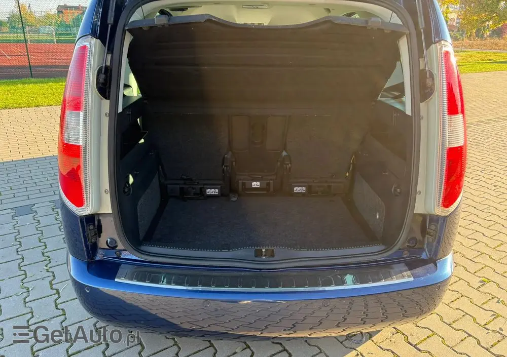 SKODA Roomster 1.6 16V Sport