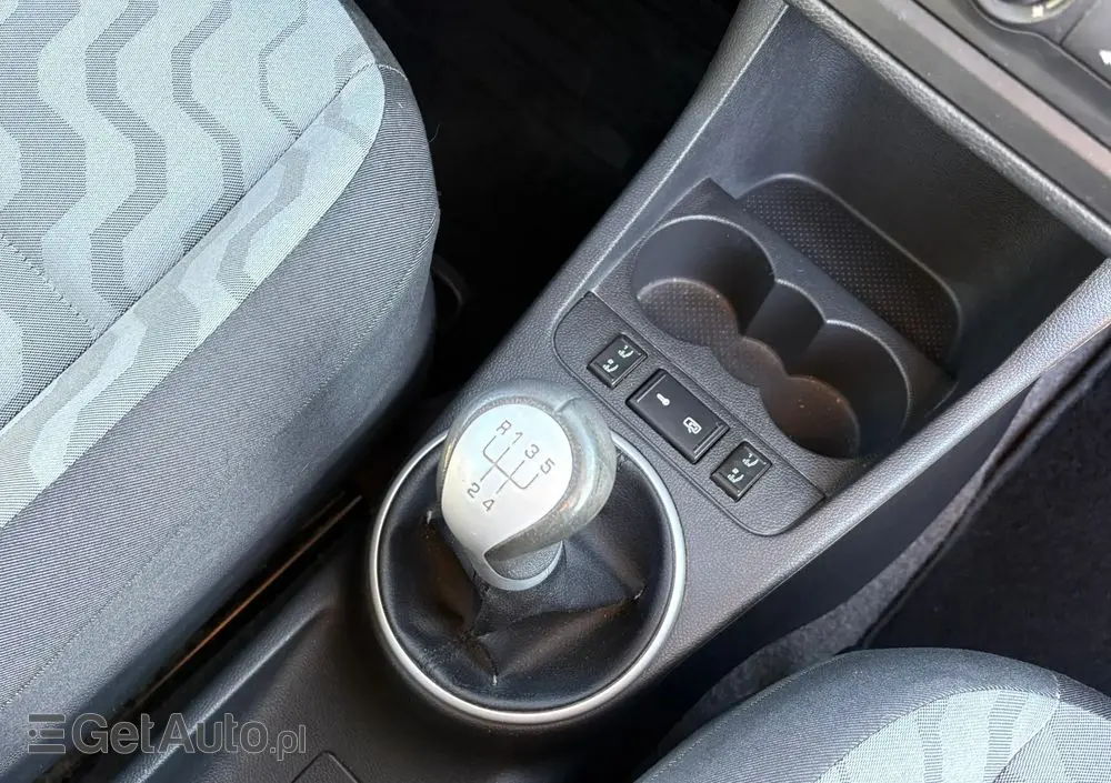 SKODA Roomster 1.6 16V Sport