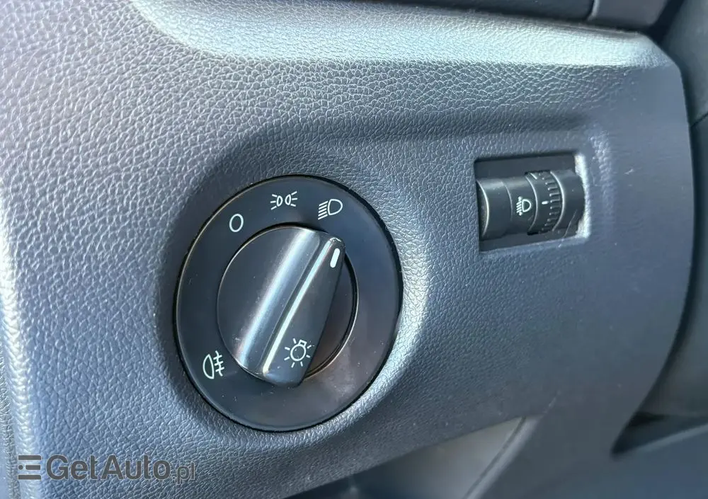 SKODA Roomster 1.6 16V Sport