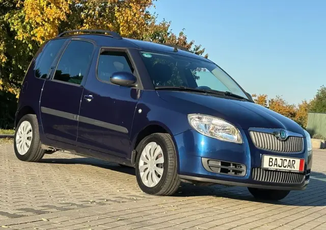 SKODA Roomster 1.6 16V Sport