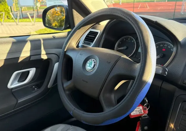 SKODA Roomster 1.6 16V Sport