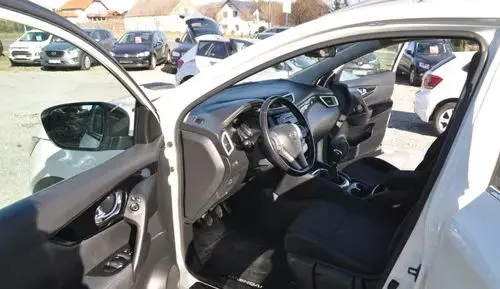 NISSAN Qashqai 2 