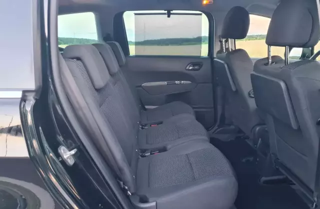 PEUGEOT 5008 1.6 HDi (115 KM) FAP