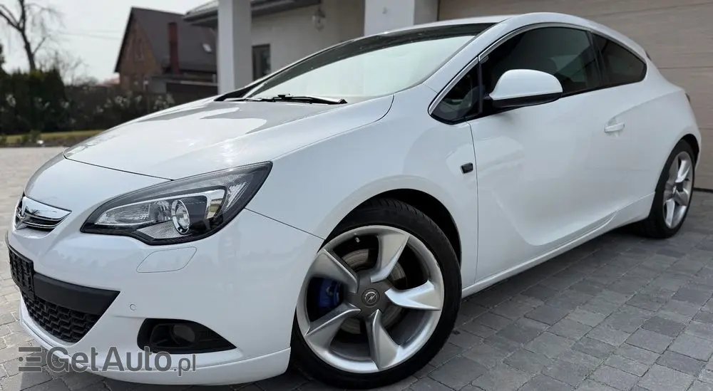 OPEL Astra 1.6 T Sport