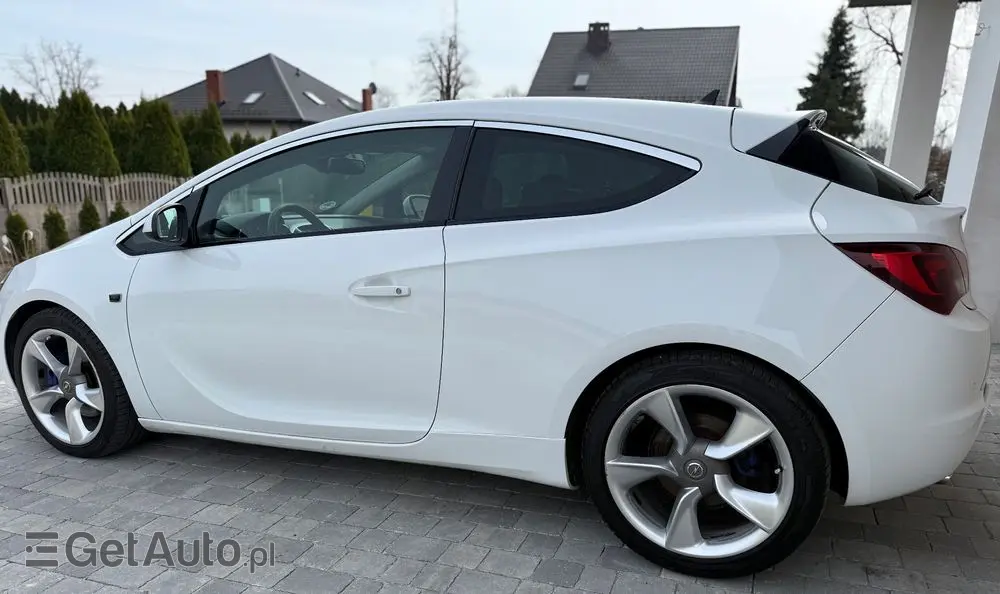 OPEL Astra 1.6 T Sport