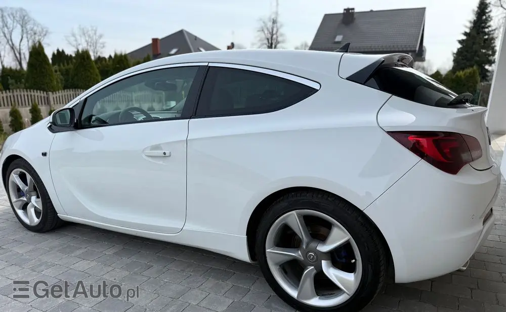 OPEL Astra 1.6 T Sport