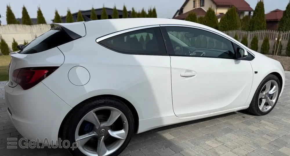 OPEL Astra 1.6 T Sport