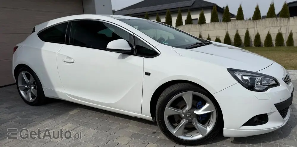 OPEL Astra 1.6 T Sport