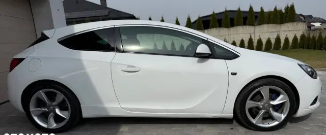 OPEL Astra 1.6 T Sport