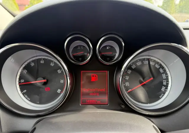 OPEL Astra 1.6 T Sport