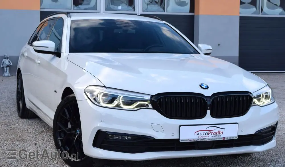 BMW Seria 5 525d Sport Line