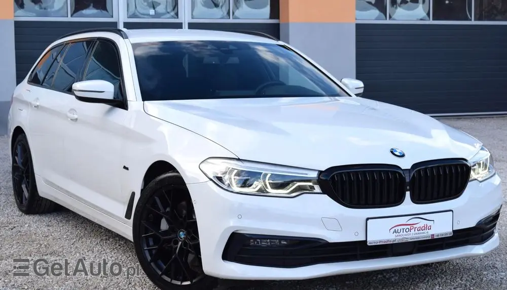 BMW Seria 5 525d Sport Line