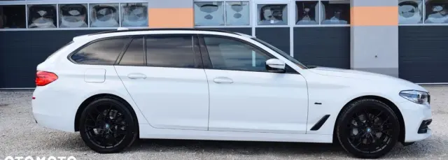BMW Seria 5 525d Sport Line