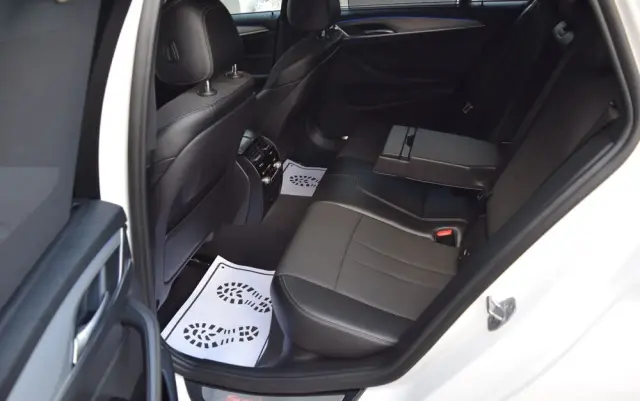 BMW Seria 5 525d Sport Line