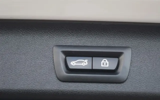 BMW Seria 5 525d Sport Line