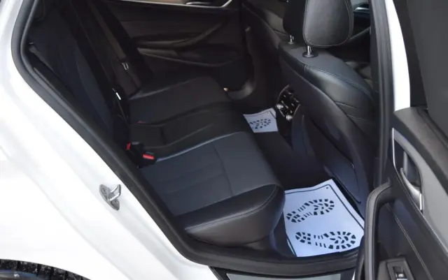 BMW Seria 5 525d Sport Line