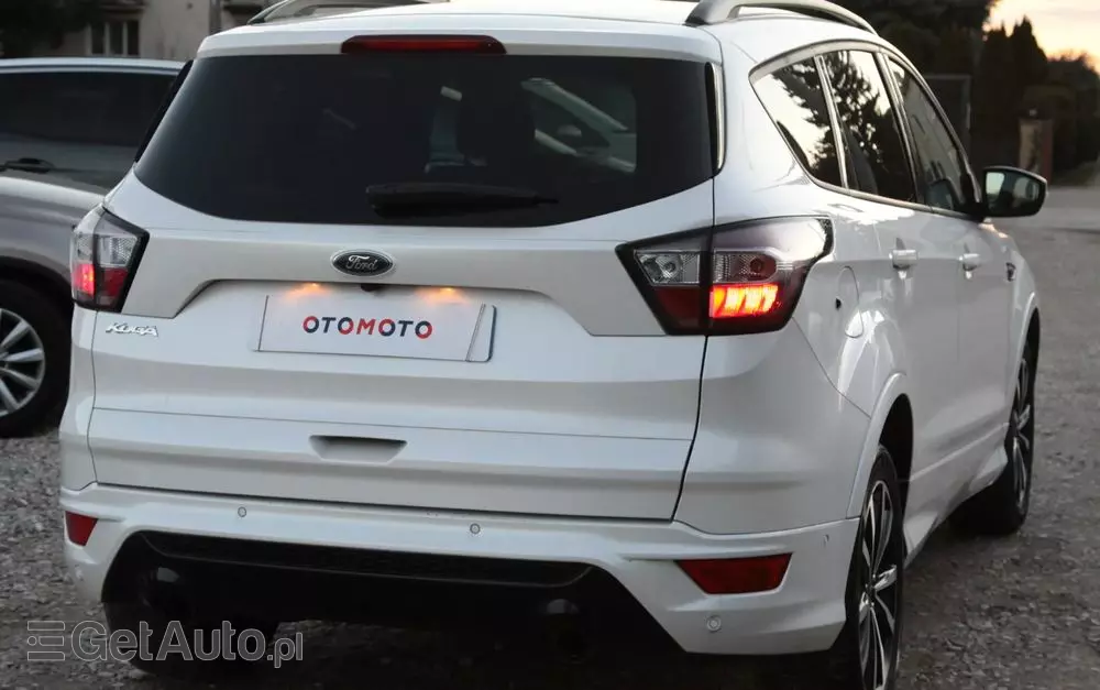 FORD Kuga 2.0 TDCi FWD ST-Line