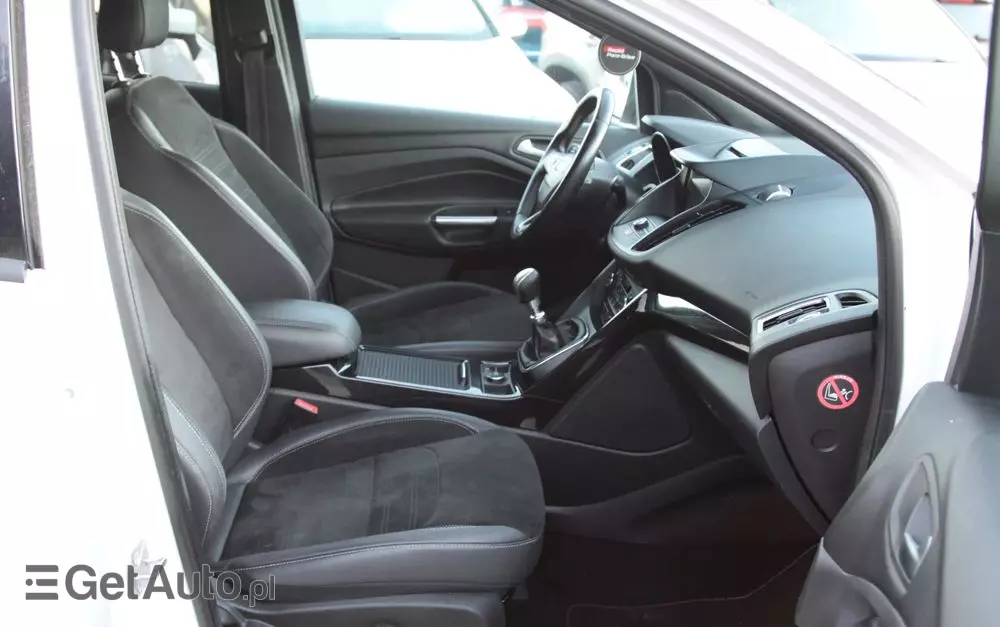 FORD Kuga 2.0 TDCi FWD ST-Line