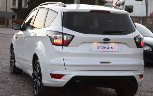 FORD Kuga 2.0 TDCi FWD ST-Line