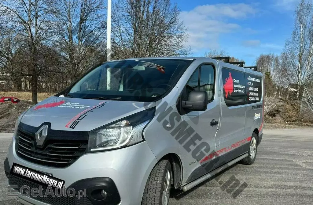 RENAULT Trafic 
