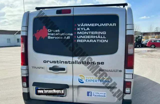 RENAULT Trafic 