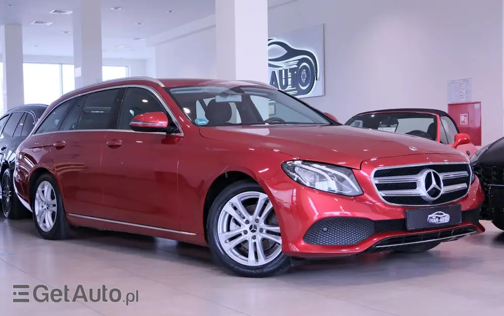 MERCEDES-BENZ Klasa E 220 d 9G-TRONIC