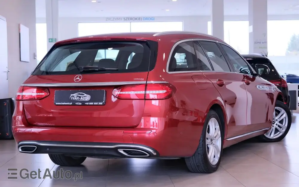 MERCEDES-BENZ Klasa E 220 d 9G-TRONIC