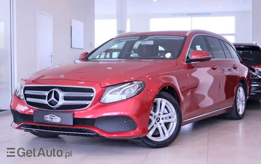 MERCEDES-BENZ Klasa E 220 d 9G-TRONIC