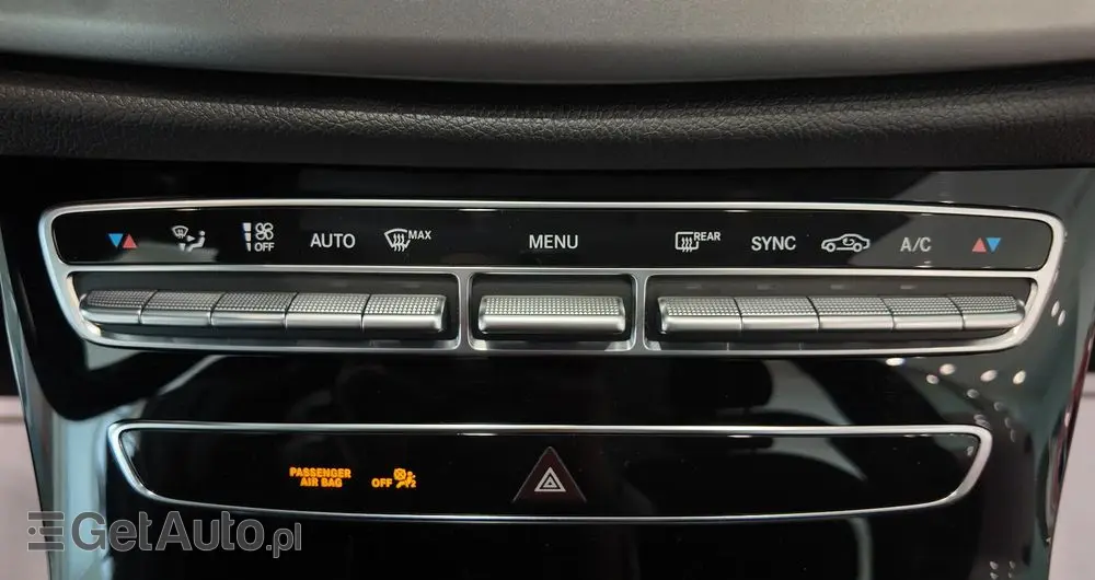 MERCEDES-BENZ Klasa E 220 d 9G-TRONIC