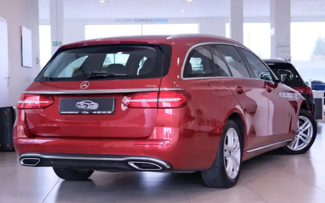 MERCEDES-BENZ Klasa E 220 d 9G-TRONIC