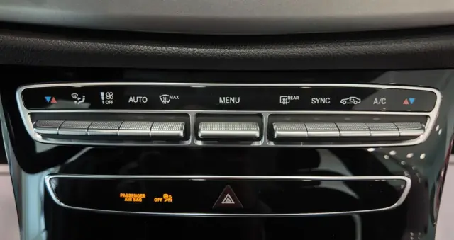 MERCEDES-BENZ Klasa E 220 d 9G-TRONIC