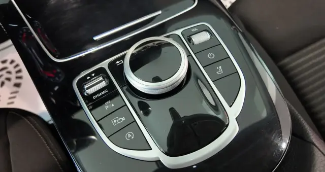 MERCEDES-BENZ Klasa E 220 d 9G-TRONIC